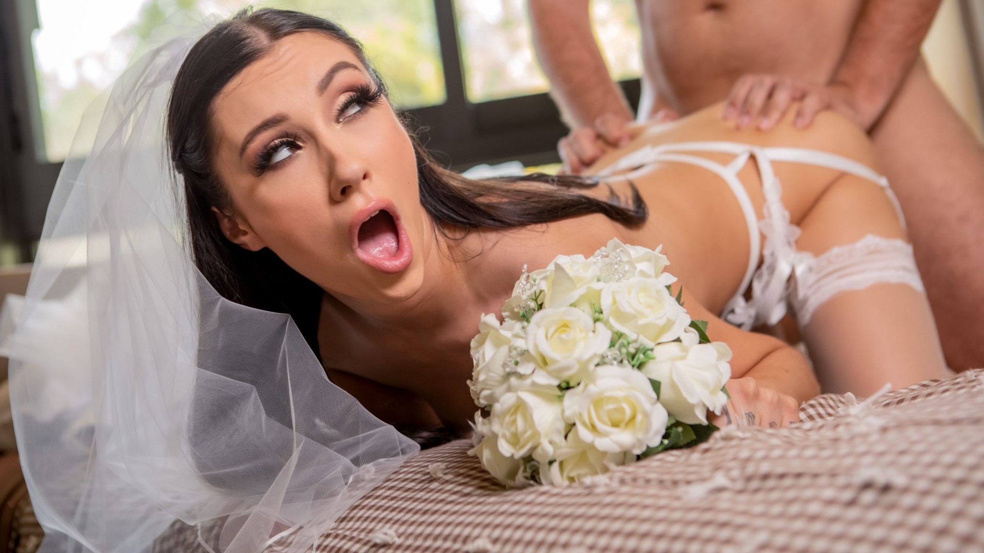 Runaway Bride Needs Dick-api
